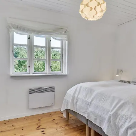 Holiday Laurie - 150m From The Sea In Funen By Interhome Feriehus *